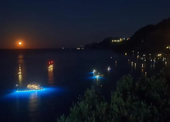 Relais Zio Vincenzo Casa Tatil Evi Positano